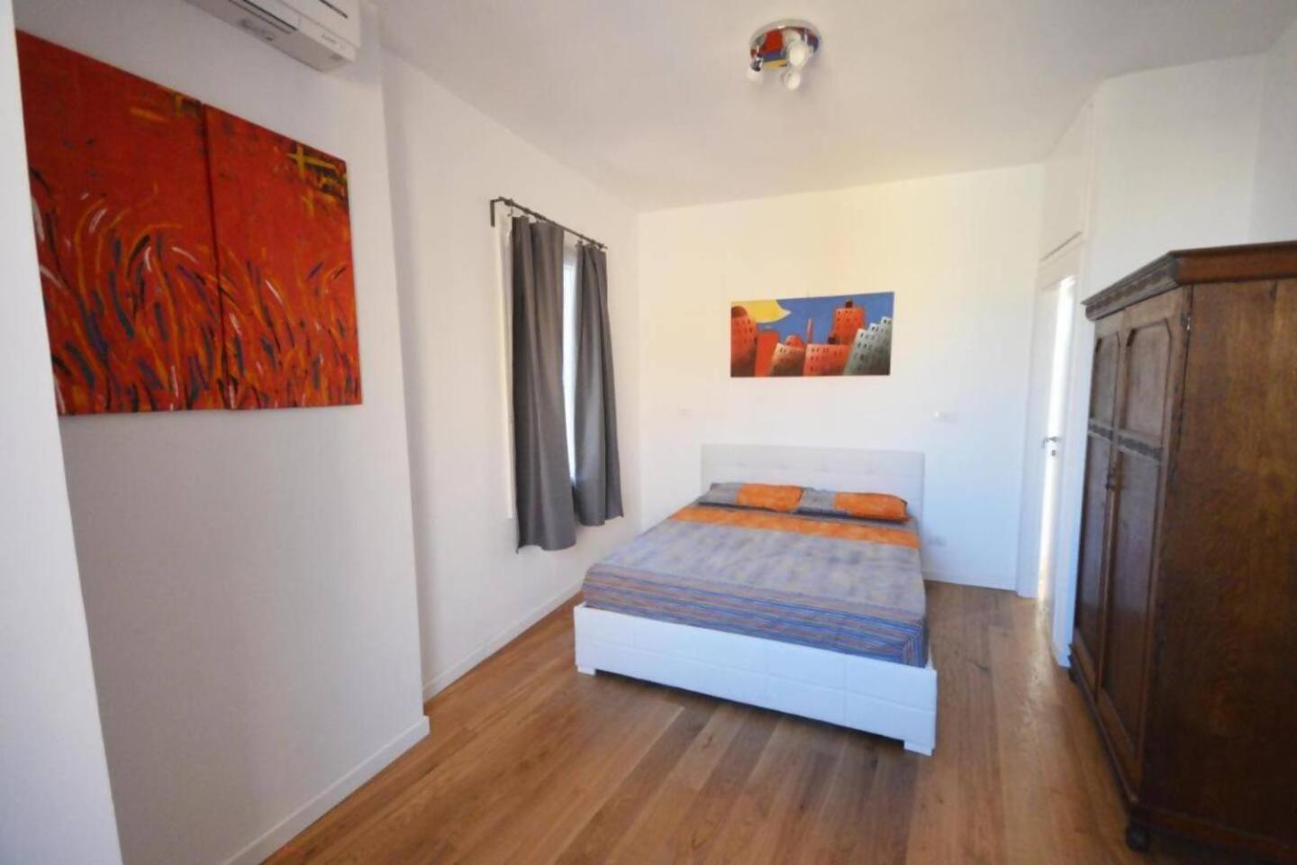 Delightful Penthouse View St Peter Apartamento
